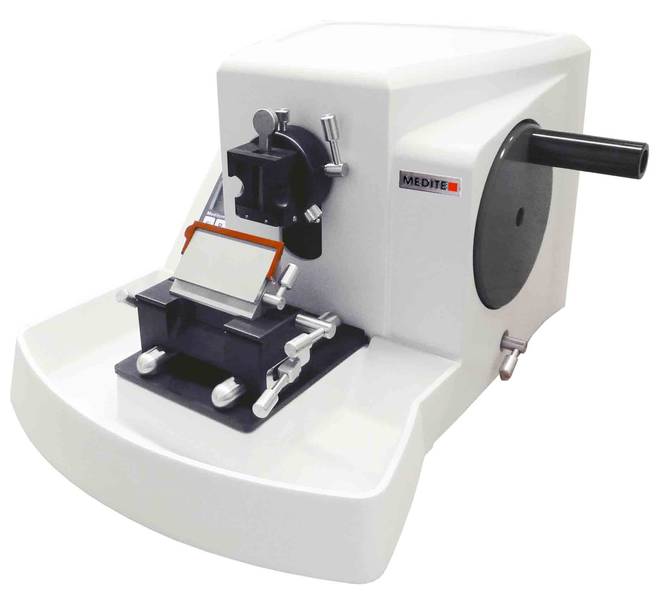 Microtome semi automatic